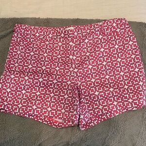 Laundry by Shelly Segal pink and white patterned shorts